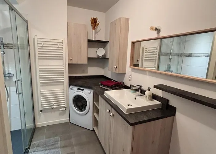 Apartmán 2 Pieces Lumineux, Terrasse Exposee Sud, Proche *